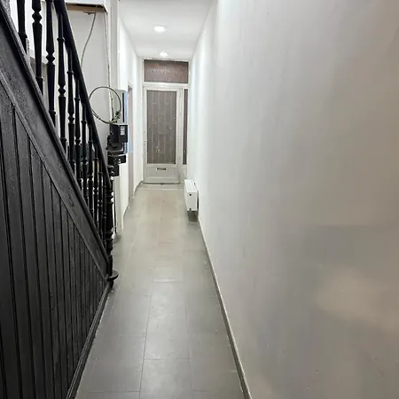 Vicos House בית אירוח *