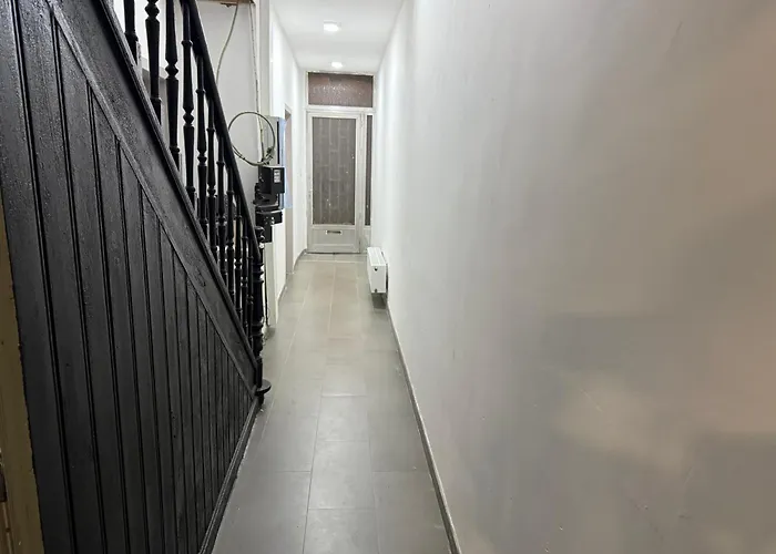 Vicos House בית אירוח *